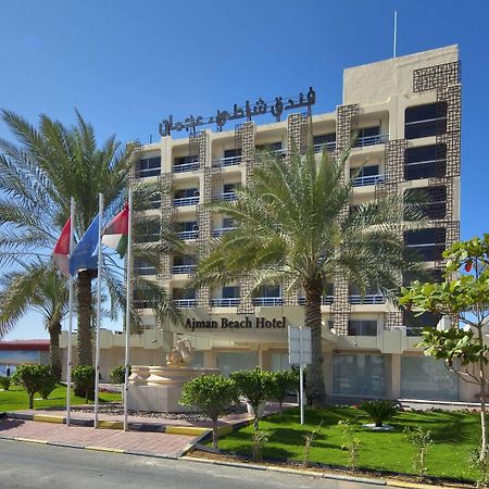 Ajman Beach Hotel Bagian luar foto